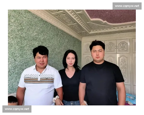 兄妹被 Kiss Cam 突袭,哥哥神操作化解尴尬瞬间 兄妹被 Kiss Cam 突袭,哥哥神操作化解尴尬瞬间
