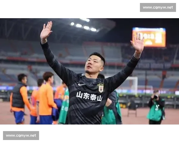 工体名场面!国安球迷狂嘘王大雷,赛后隔窗对骂引爆冲突 工体名场面!国安球迷狂嘘王大雷,赛后隔窗对骂引爆冲突