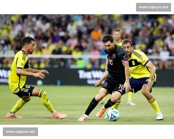 梅西右腿肌肉拉伤休战 3 周!迈阿密锋线危机升级,北美争冠路遇阻 梅西右腿肌肉拉伤休战 3 周!迈阿密锋线危机升级,北美争冠路遇阻