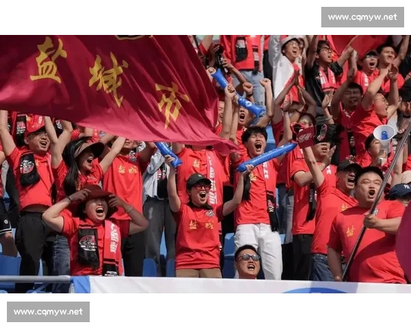 散装江苏齐合唱 一声 “苏超” 暖山河 散装江苏齐合唱 一声 “苏超” 暖山河