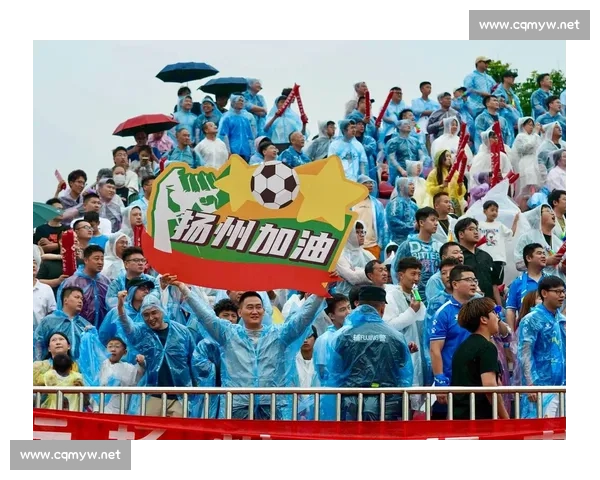 苏超 “十三太保” 季后赛火拼白热化,主场经济价值飙升引资本竞逐 苏超 “十三太保” 季后赛火拼白热化,主场经济价值飙升引资本竞逐