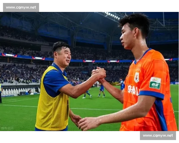 山东鲁能vs巅峰对决新赛季关键战役引爆全场焦点看点分析前瞻冲